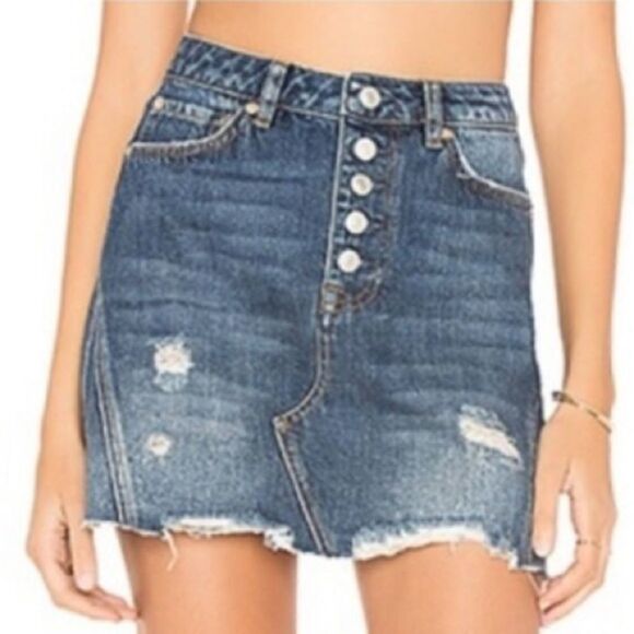 WE THE FREE - FREE PEOPLE DISTRESSED DENIM SKIRT - Picture 2 of 10